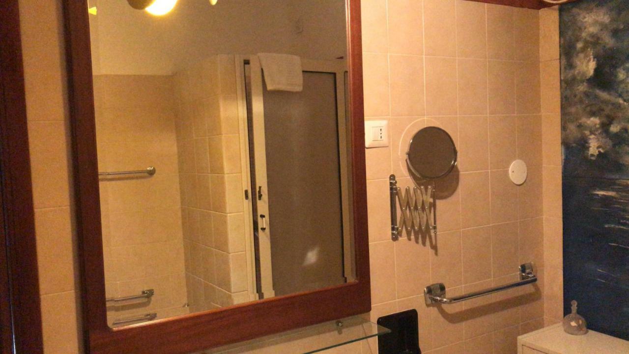 Hotel Viale Italia 41: I Migliori Anni Sassari Zewnętrze zdjęcie
